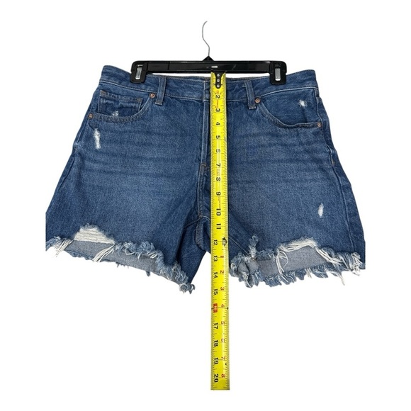 Express Boyfriend Midi Mid Rise Button Fly Denim Shorts Size 8 - Picture 8 of 11